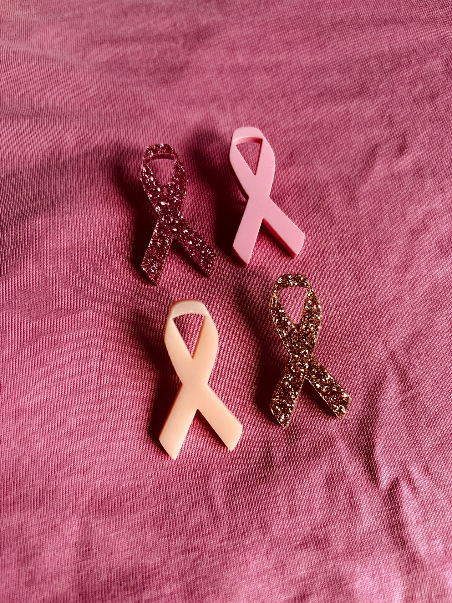 BROCHE RUBAN -OCTOBRE ROSE