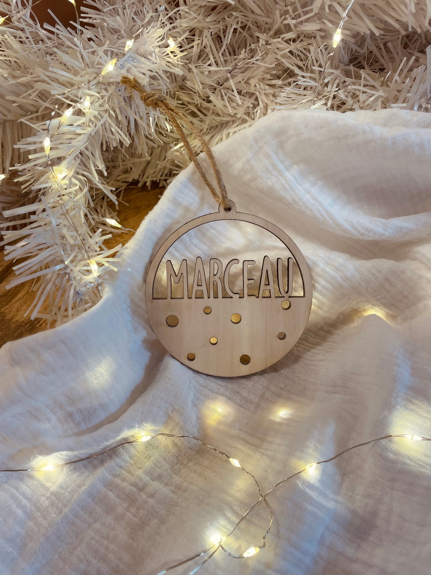 BOULE DE NOËL - MOTIFS DECOUPÉS