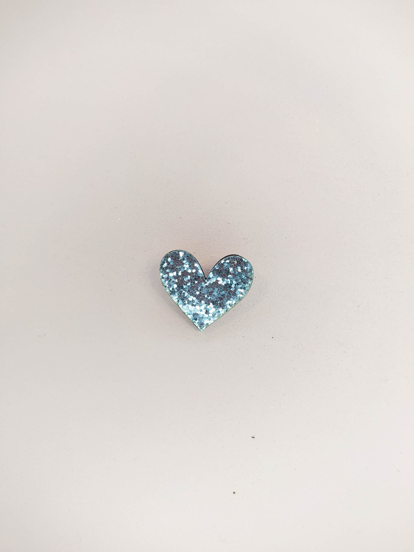 BROCHE - COEUR PAILLETTES