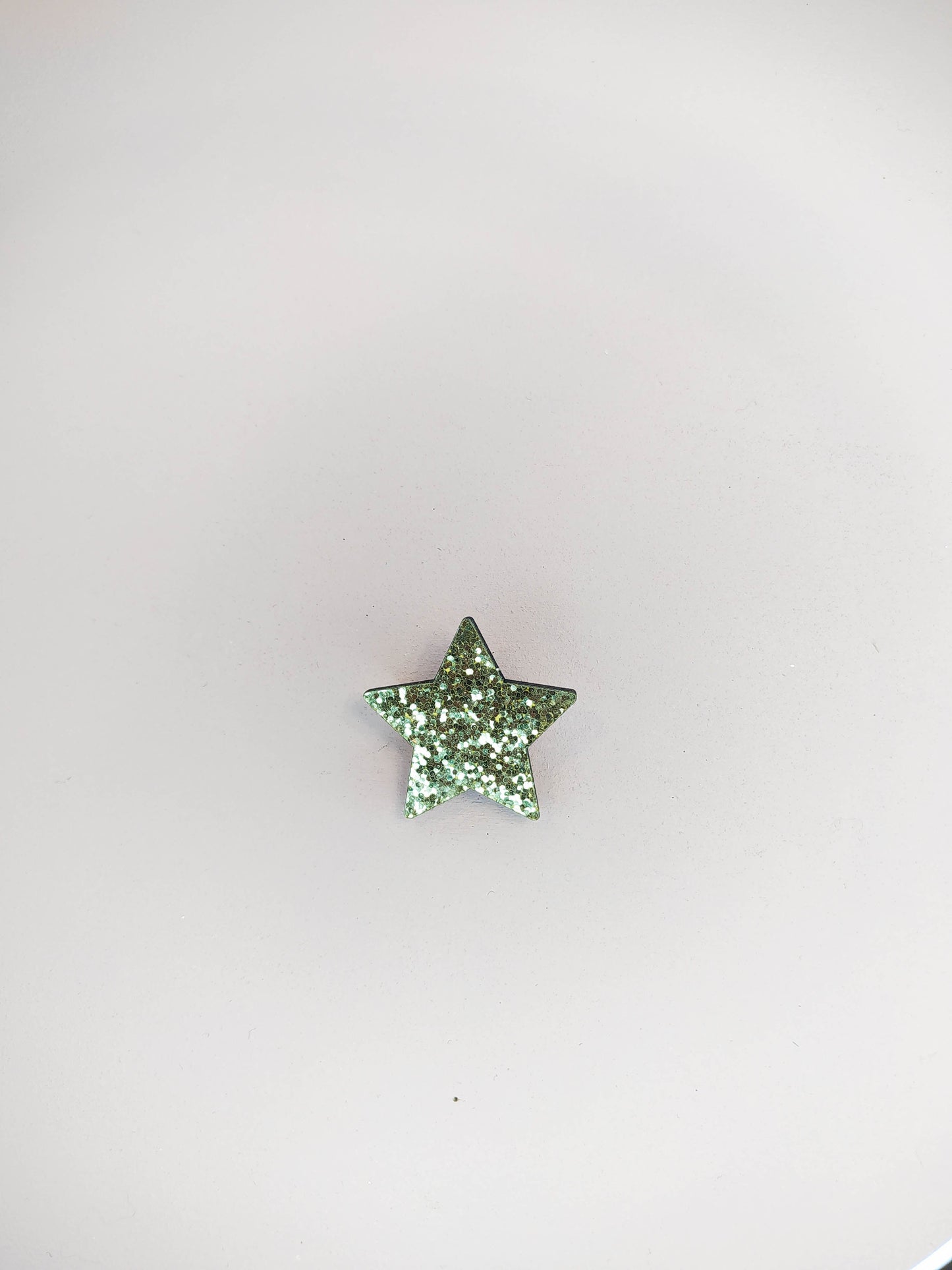 BROCHE - ÉTOILE PAILLETTES