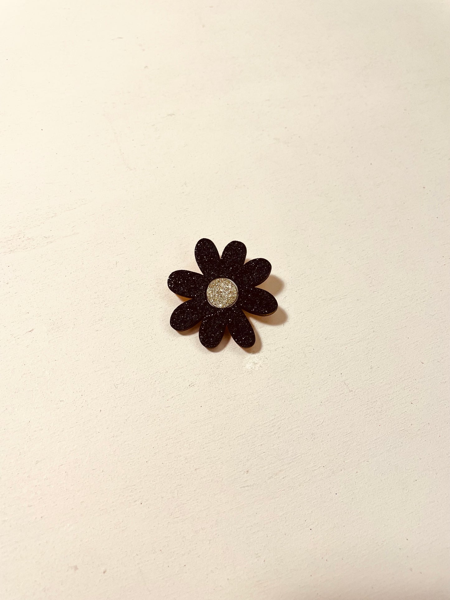 BROCHE - FLEURS PAILLETTE