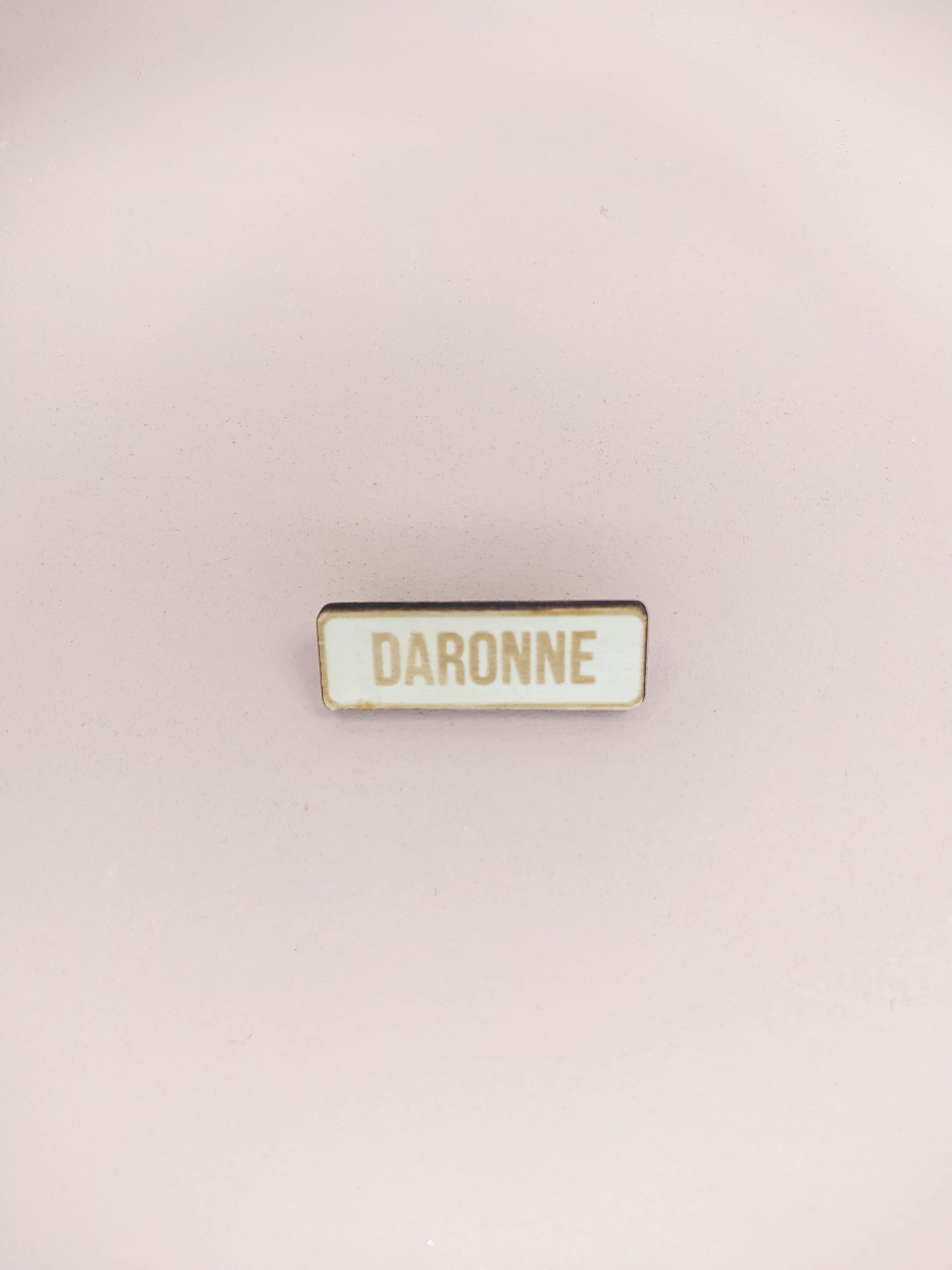 BROCHES - MESSAGE