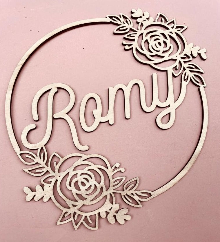 COURONNE DE FLEURS ROSES - PERSONNALISABLE