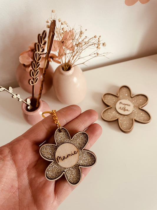 PORTE CLEFS FLEUR - PERSONNALISABLE