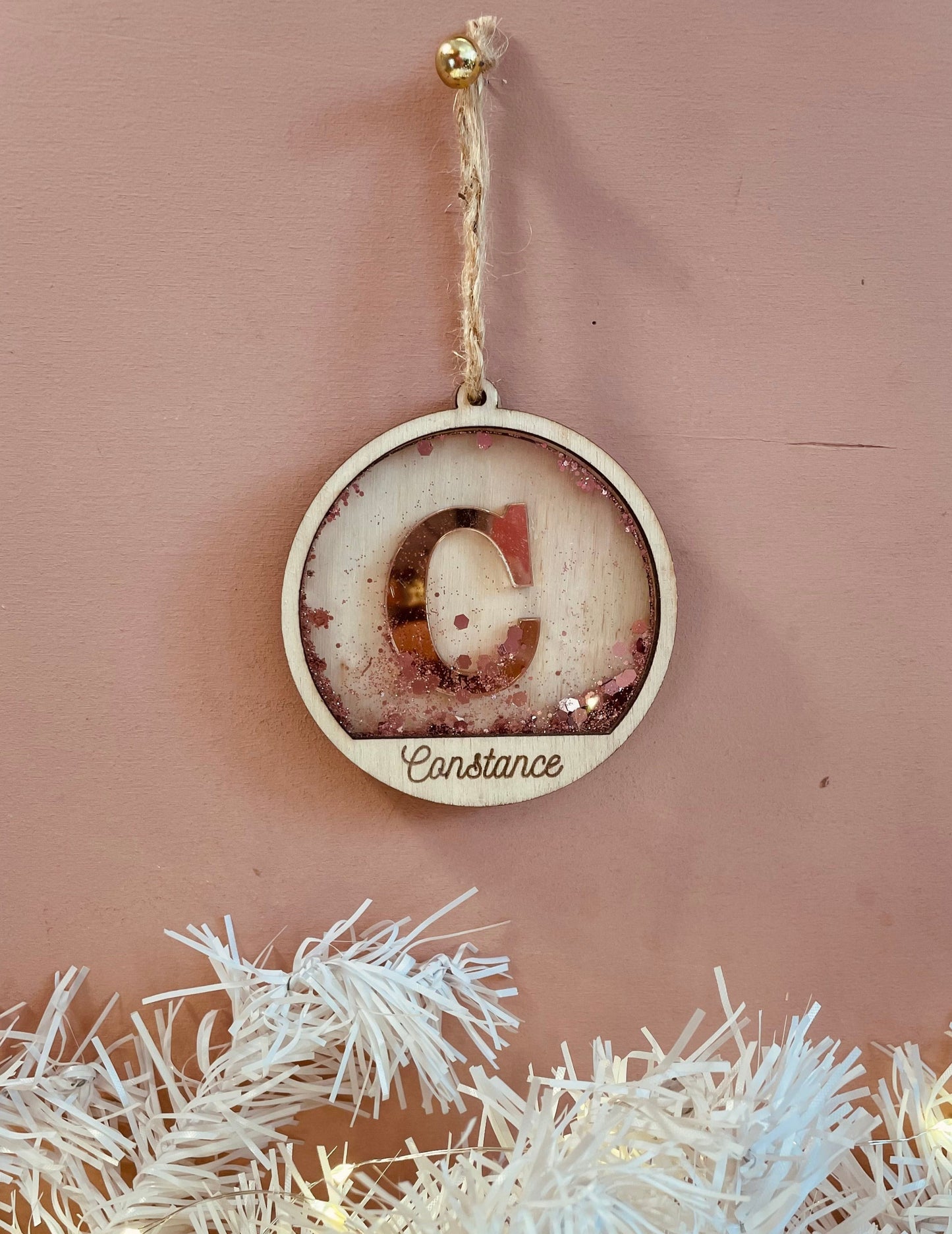 BOULE DE NOËL - INITIALE À PAILLETTES