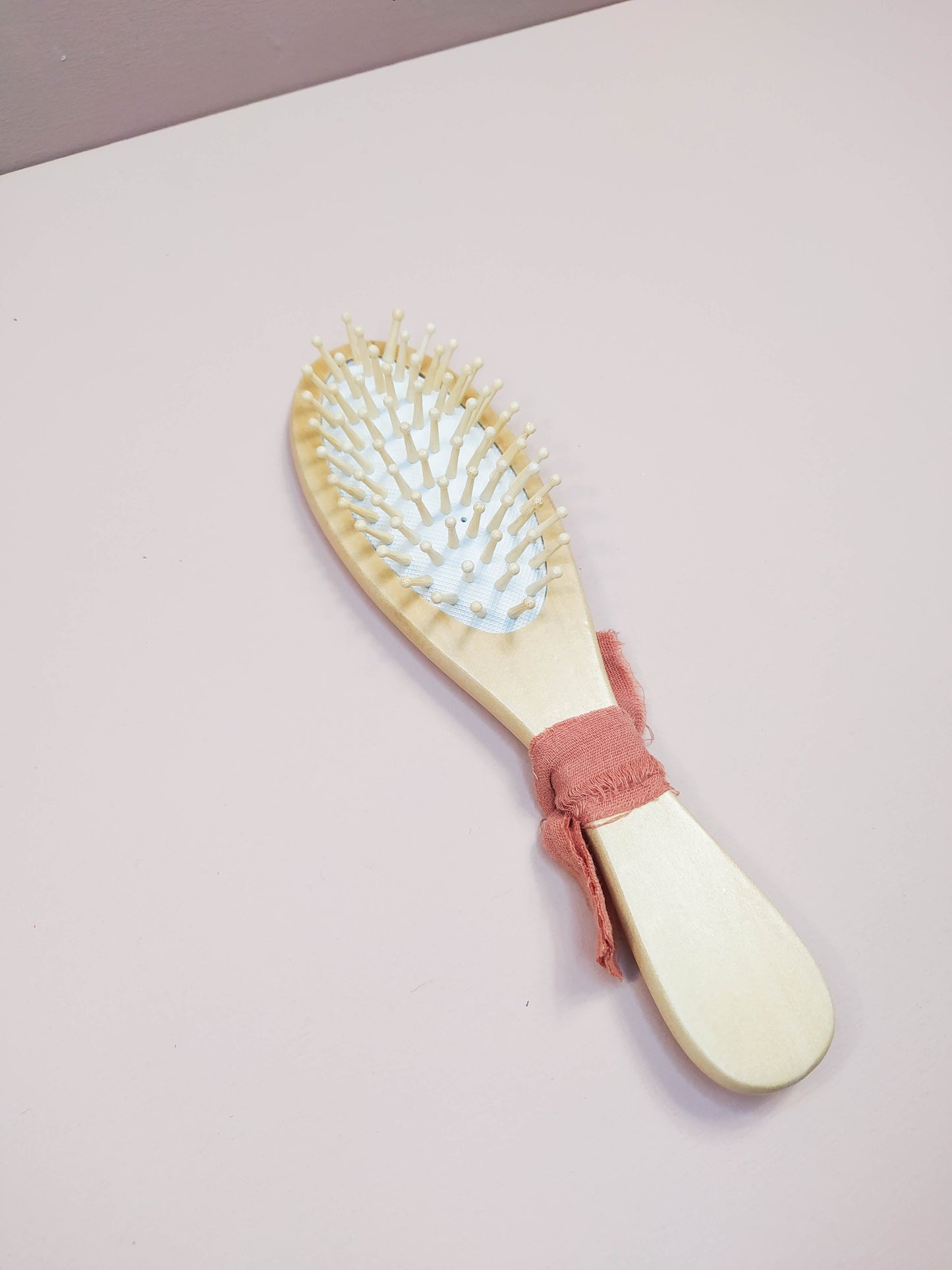 BROSSE ENFANT À PICOTS - PERSONNALISABLE