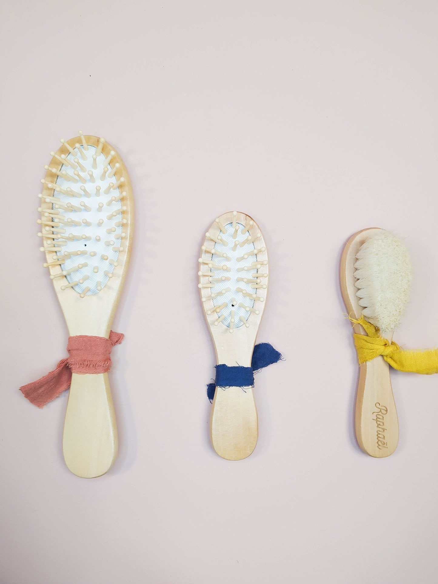 BROSSE ENFANT À PICOTS - PERSONNALISABLE