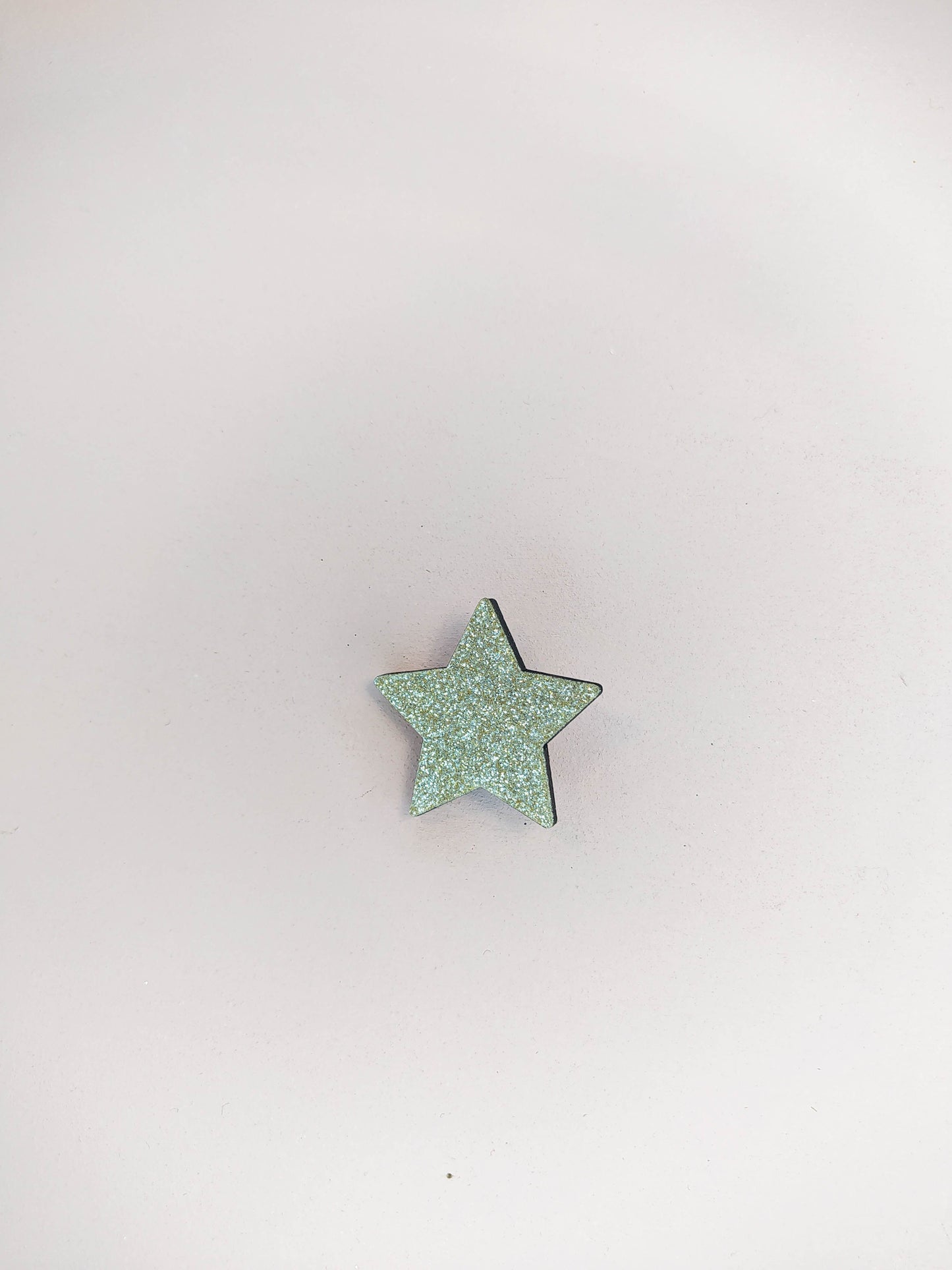 BROCHE - ÉTOILE PAILLETTES