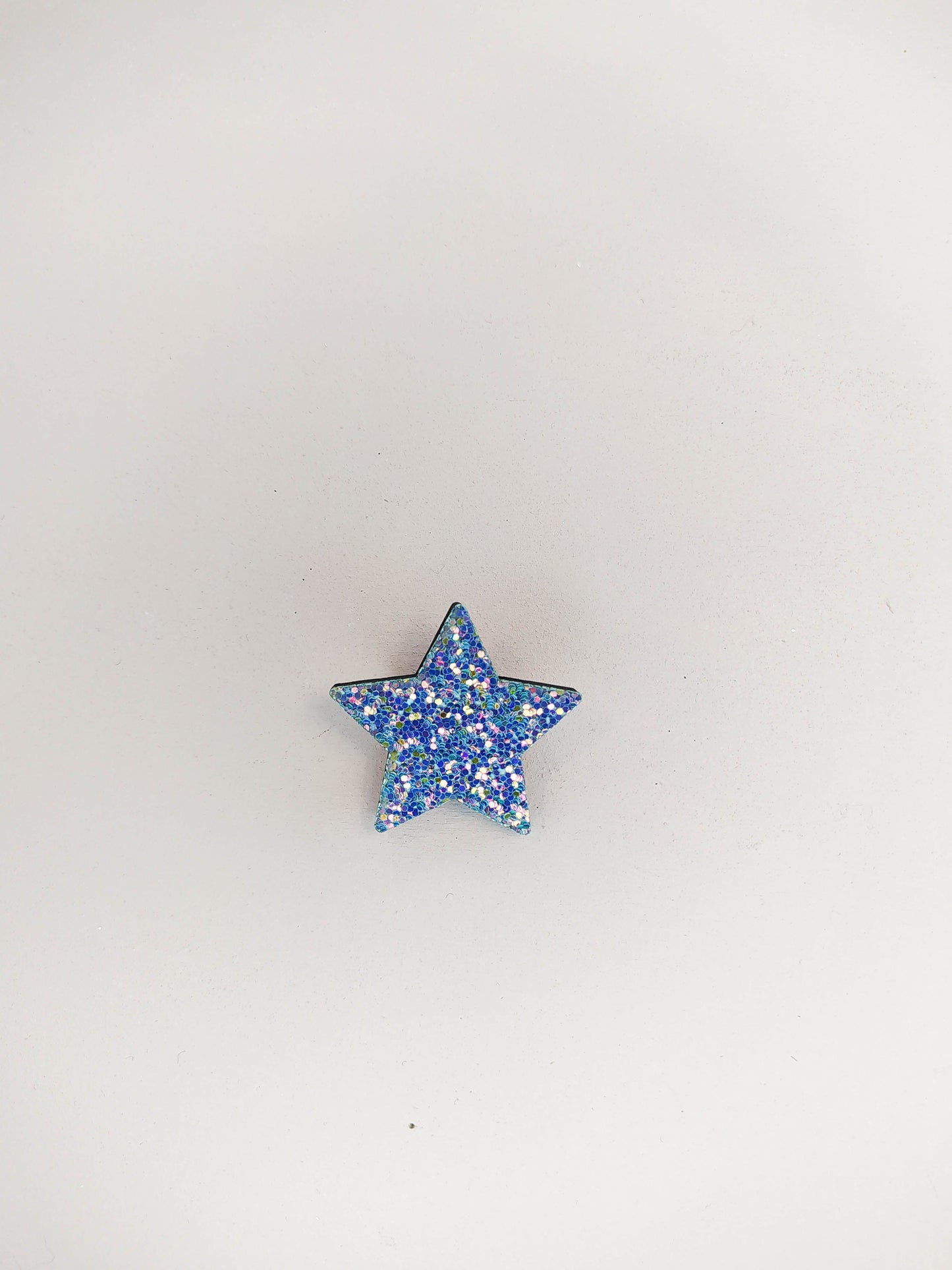 BROCHE - ÉTOILE PAILLETTES