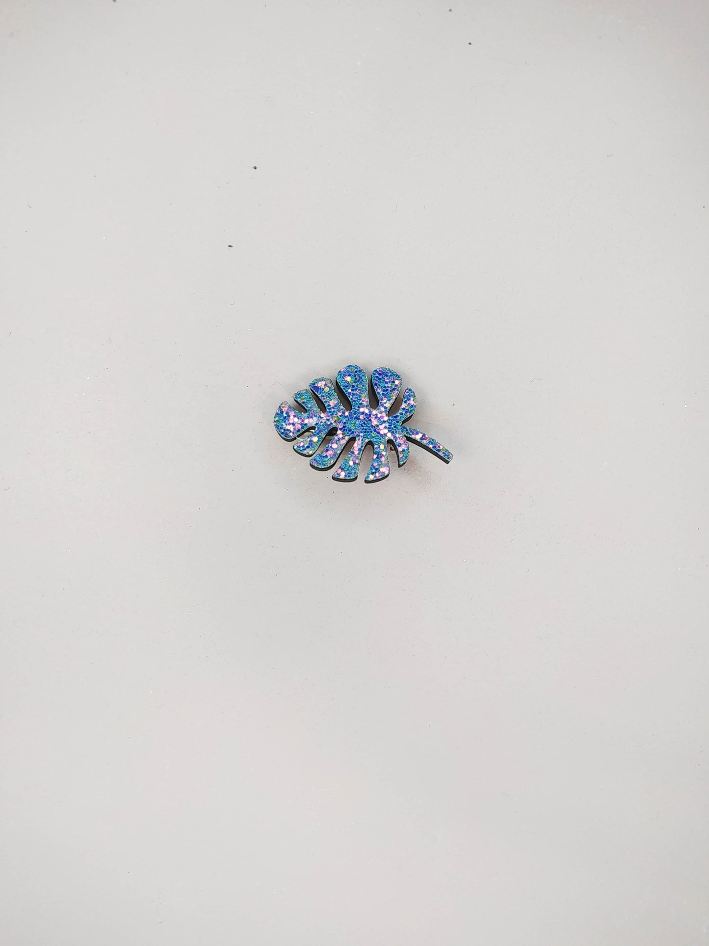 BROCHE - FEUILLAGE PAILLETTES
