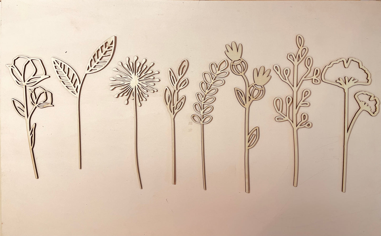 FLEURS EN BOIS