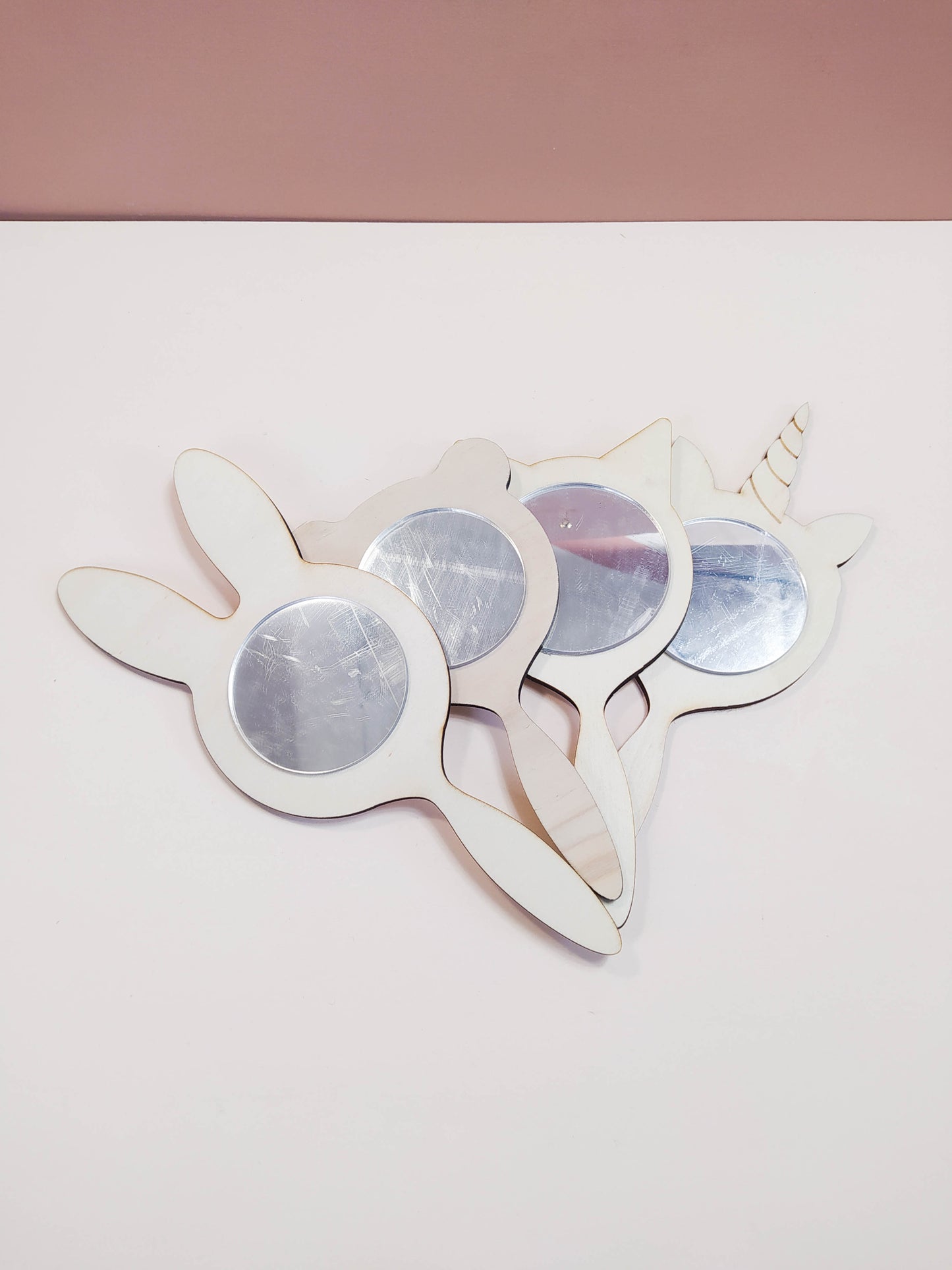 MIROIR À MAIN LAPIN - PERSONNALISABLE