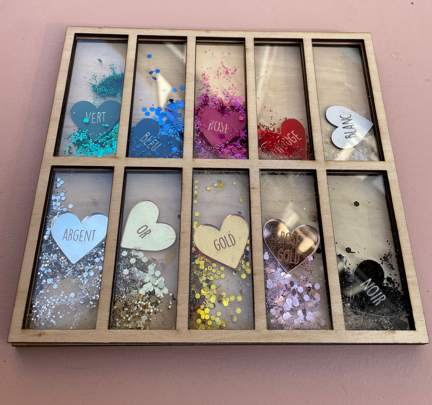 BOULE DE NOËL - RENNE NEZ COLORÉ