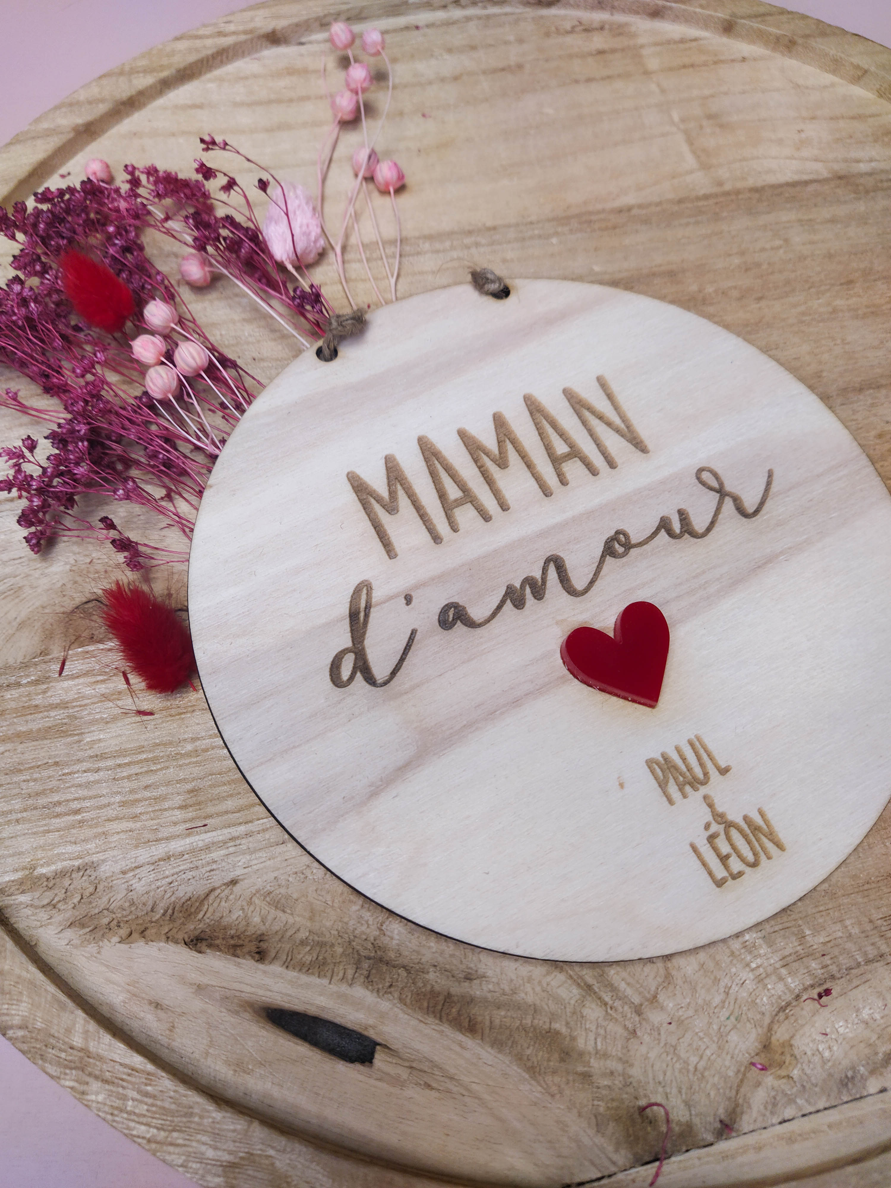 PANCARTE MAMAN D'AMOUR COEUR COLORÉ - PERSONNALISABLE