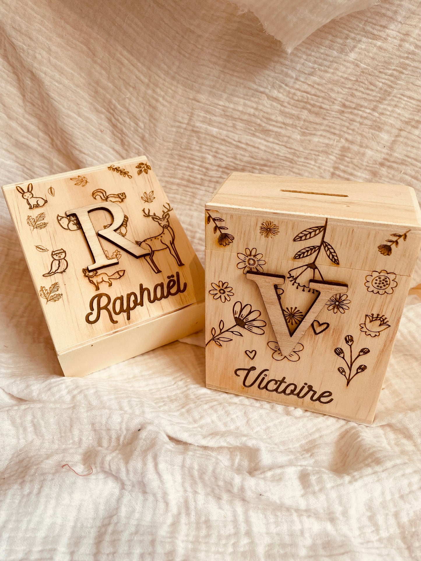 TIRELIRE À THÈME - PERSONNALISABLE