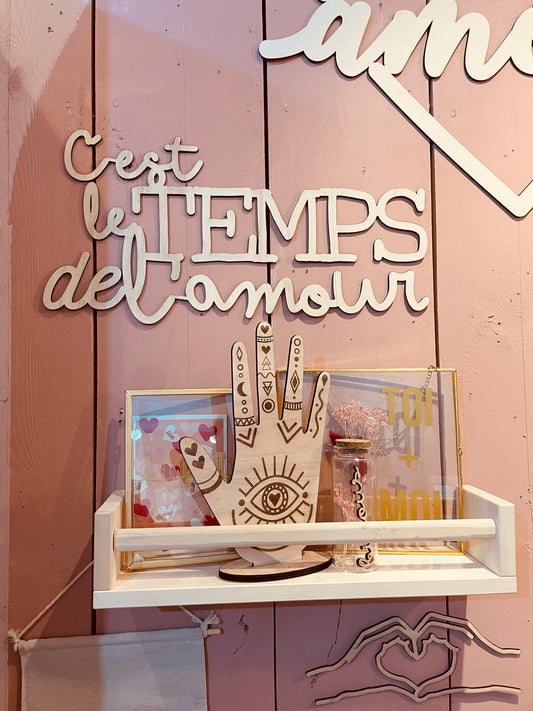 C'EST LE TEMPS DE L'AMOUR